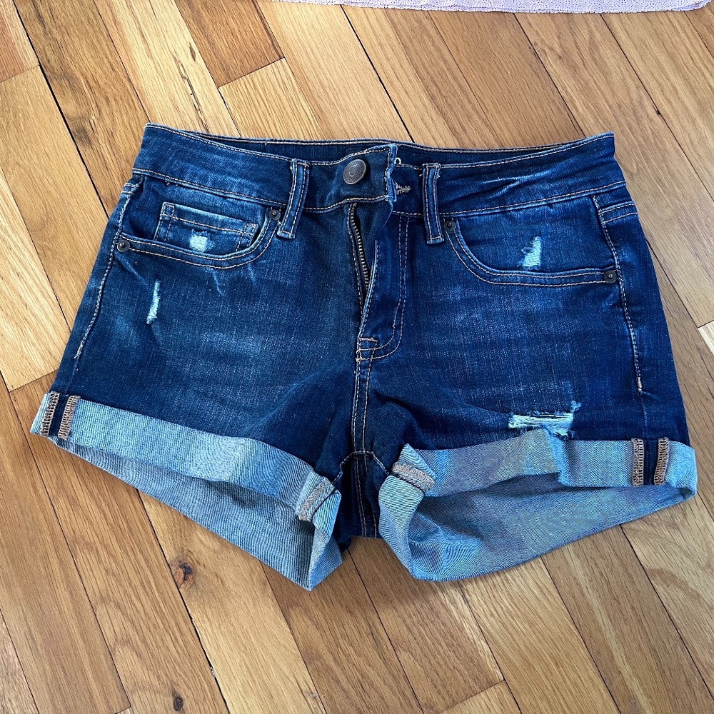 AERO jean shorts size 6 New without tags